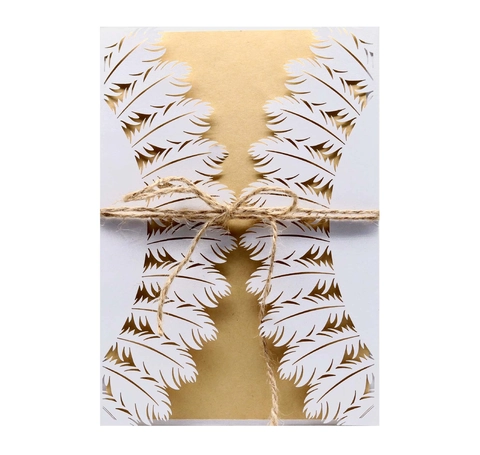 Invitation de Mariage Découpée au Laser Papier Perlé Couverture Plume Creuse Avec Intérieur en Papier Kraft Ficelle Cartes de Vœux