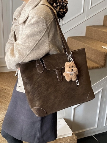 Vintage Large Capacity PU Leather Tote Bag For Women Contrast Stitching Shoulder Bag With Plush Pendant Commuter Handbag
