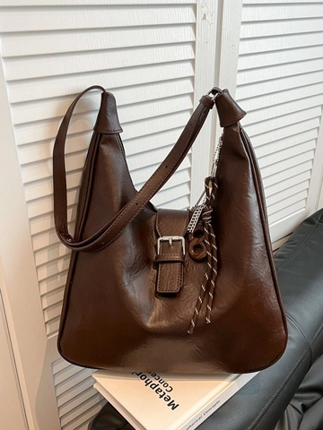 Women Large Capacity PU Leather Hobo Bag Retro Underarm Shoulder Bag With Metal Buckle And Pendant Solid Color Tote Bag