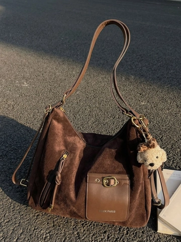 Borsa Tote in Camoscio di Grande Capacità Retro per Donna Borsa a Tracolla Vintage con Cuciture con Pendaglio di Peluche Pendolarismo Viaggio