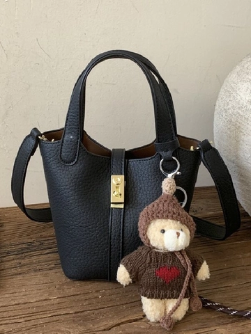 Sac Seau pour Femmes en Cuir PU à Grain de Litchi Rétro Sac à Bandoulière Minimaliste avec Verrou et Bandoulière Amovible