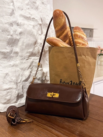 Vintage PU Leather Baguette Shoulder Bag For Women French Style Metal Twist Lock Solid Color Stitching Elegant Handbag