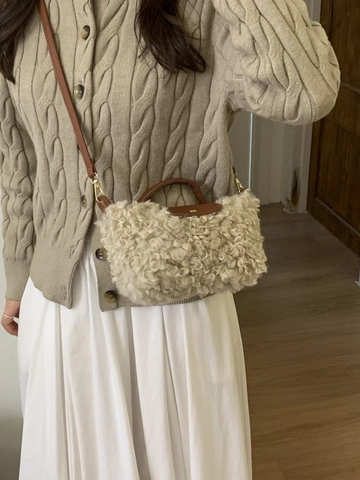 Bolso Bandolera de Peluche para Mujer Bolso de Mano de Imitación Lana de Cordero Niche Solapa de Cuero Vintage Bolso Dumpling Bolso de Hombro Suave para Invierno