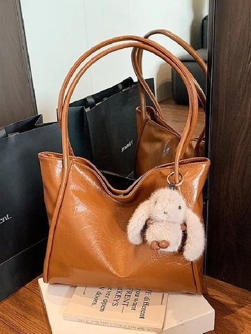 Large Capacity Retro PU Leather Tote Bag For Women Vintage Commuter Shoulder Bag With Plush Rabbit Pendant Solid Color Daily Handbag