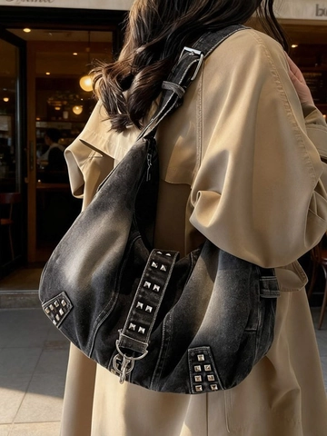 Vintage Washed Denim Hobo Τσάντα Ώμου για Γυναίκες Μεγάλη Χωρητικότητα Retro Punk Style Μεταλλικά Πριτσίνια Ρυθμιζόμενος Ιμάντας