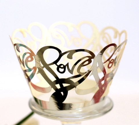 Laser Cut Cupcake Wrappers Heart Love Pattern Pearlescent Paper Hollow Out Cake Liners For Wedding Birthday Party Decoration