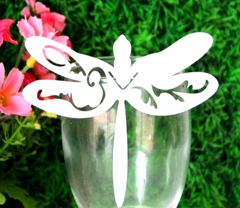 Dragonfly Laser Cut Pearlescent Paper Wine Glass Place Cards Hollow Name Cards For Wedding Banquet Party Table Decoration