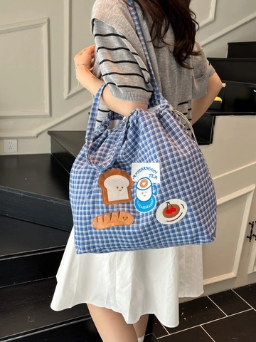 Borsa Tote in Tessuto Oxford a Quadretti con Ricamo Cartoon Grande Capacità Borsa a Tracolla Casual Versatile con Coulisse per Donna Studente