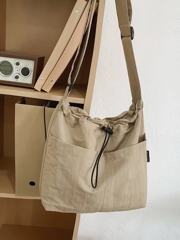 Large Capacity Nylon Drawstring Crossbody Bucket Bag For Women Casual Pleated Shoulder Bag Lightweight Waterproof Tote Bag