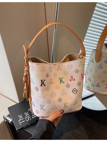 Fashion Dames PU Leder Monogram Emmer Tas Vintage Letter Print Crossbody Schoudertas Met Metalen Slot Decoratie Messenger Bag
