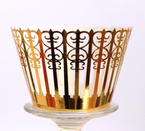 Elegant Laser Cut Cupcake Wrappers Hollow Out Pearl Cardboard Cake Decoration Wraps For Wedding Birthday Party Favors