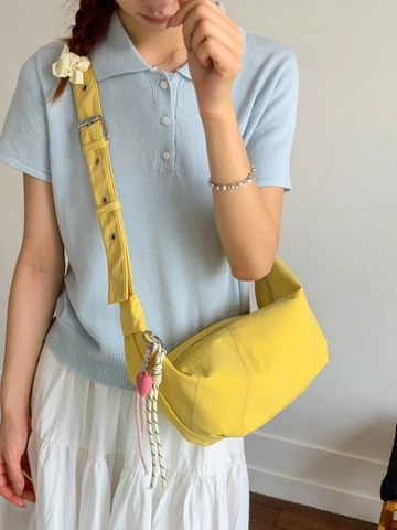 Fashion Women Canvas Crescent Crossbody Bag Lightweight Dumpling Shape Shoulder Bag With Heart Pendant Woven Rope Strap