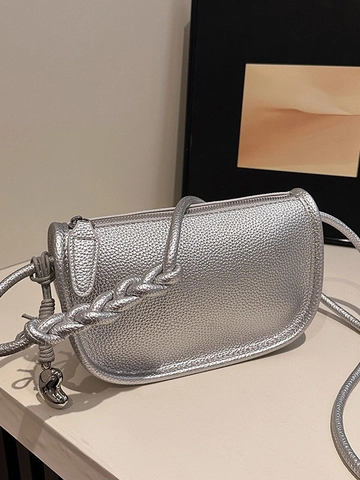 Borsa a Tracolla a Sella da Donna in Pelle PU con Motivo Lychee Cinturino Intrecciato Ciondolo Cuore Metallo Borsa a Spalla Piccola