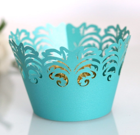 Laser Cut Pearlescent Paper Cupcake Wrappers Elegant Hollow Floral Vine Crown Design For Wedding Birthday Party Cake Decoration
