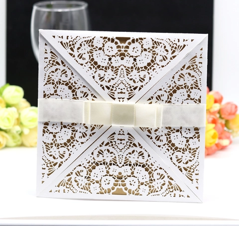 European Elegant Laser Cut Lace Wedding Invitations Pearlescent Paper Hollow Floral Greeting Cards For Party Engagement Ceremony