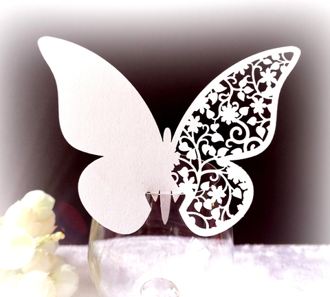 Marque-place Papillon pour Verre à Vin Découpe Laser Cartes de Nom en Papier Perlé pour Décoration de Table de Mariage Banquet Fête