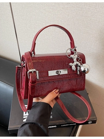 Borsa Kelly da Donna Alta Moda in Pelle PU Texture Increspata Borsa a Mano Spalla Tracolla Con Ciondolo Animale in Metallo Argento