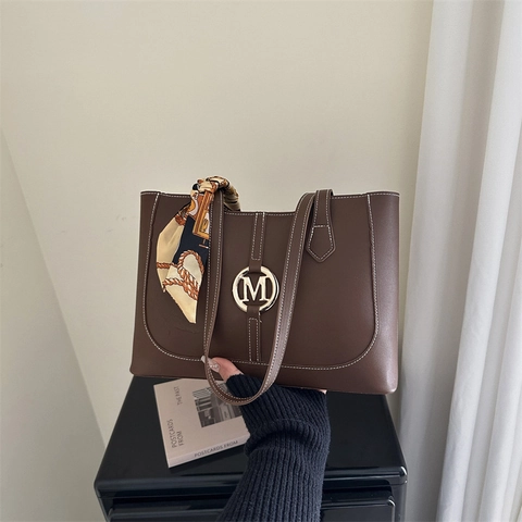 Damen Mode PU Leder Schultertasche Tote Große Kapazität Umhängetasche Mit Schal Und Metall M Schnalle Minimalistische Tasche