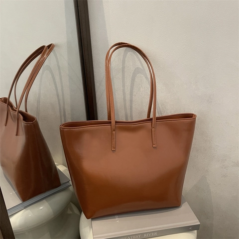 Borsa Tote da Donna in Pelle PU Grande Capacità Con Mini Borsellino Retro Semplice Borsa a Tracolla Pendolare per Ufficio