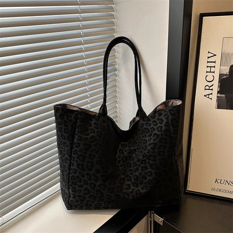 Large Capacity Leopard Print Suede Tote Bag For Women Retro Simple Magnetic Snap Shoulder Bag Commuting Shopping Handbag