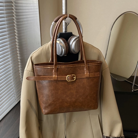 Vintage Minimalistische Tragetasche Aus PU Leder Mit Großer Kapazität Für Damen Mit Metallschnallen Dekor Pendler Umhängetasche Handtasche