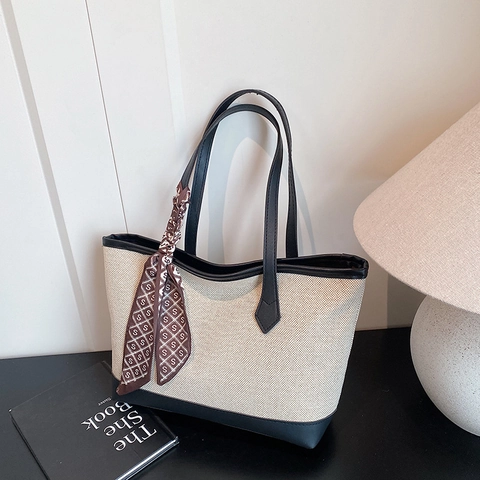 Bolso Tote de Cuero PU para Mujer Bloque de Color Gran Capacidad Bolso de Hombro para Desplazamiento Con Pañuelo Decorativo