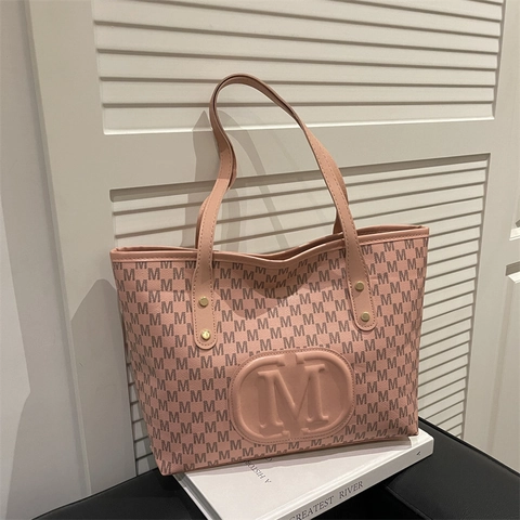 Grand Sac Cabas Impression de Lettres Pour Femmes En Cuir PU Sac à Épaule Monogramme Avec Pendentif Nuage Sac à Main