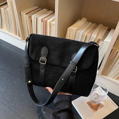 Vintage PU Leather Suede Texture Messenger Bag For Women Retro Flap Shoulder Bag Large Tote Crossbody Bag For Daily Use