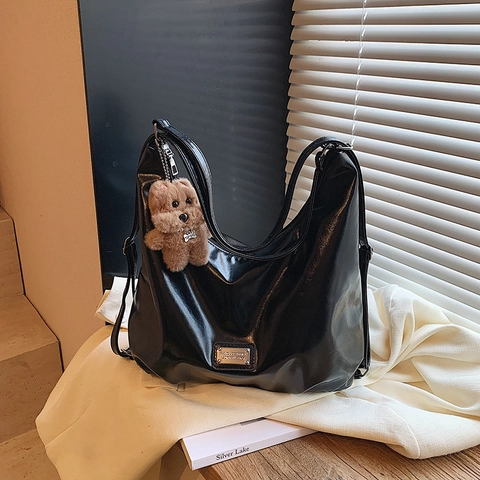Vintage Large Capacity PU Leather Tote Bag For Women Urban Minimalist Solid Color Hobo Shoulder Bag With Plush Bear Pendant
