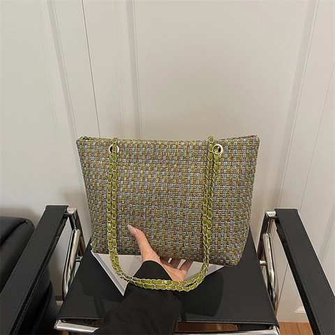 Sac Fourre-tout Femme en PU à Motifs Écossais Grande Capacité Style Urbain Minimaliste Sac à Bandoulière Chaîne Travail