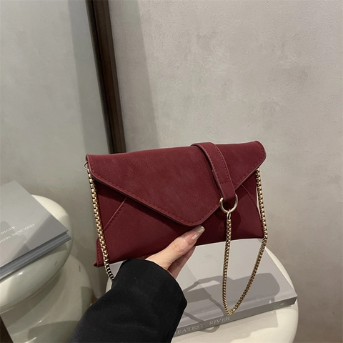 Women Fashion PU Leather Envelope Shoulder Bag Minimalist Solid Color Metal Chain Crossbody Bag Elegant Small Square Bag
