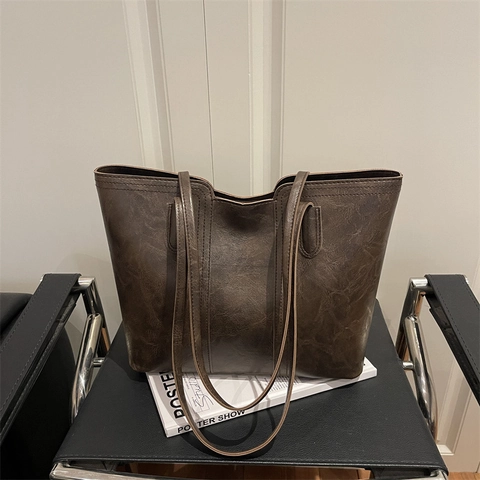 Women Vintage PU Leather Tote Bag Large Capacity Urban Minimalist Shoulder Bag Solid Color Commuter Handbag With Stitching