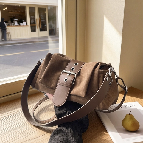 Sac à Épaule Vintage en PU Look Daim pour Femmes Sac Sous le Bras Rétro avec Boucle Grande Capacité Sac à Main Quotidien