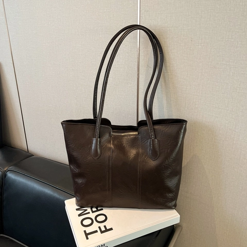 Borsa Tote da Donna Minimalista in Pelle PU di Grande Capacità Borsa a Tracolla alla Moda con Ciondolo in Peluche a Forma di Coniglio