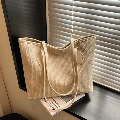 Women Retro Woven Pleated Tote Bag Large Capacity Minimalist PU Shoulder Bag Commuter Office Work Handbag Solid Color Purse