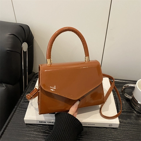 Bolso de Hombro de Charol Sintético Brillante Minimalista para Mujer Bolso de Mano Cruzado Vintage de Color Sólido con Asa Superior