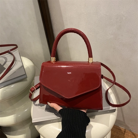 Bolso de Hombro de Charol Sintético Brillante Minimalista para Mujer Bolso de Mano Cruzado Vintage de Color Sólido con Asa Superior