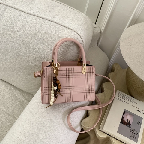 Women Retro PU Leather Shoulder Bag Grid Stitching Pattern Small Square Bag With Wooden Beads Pendant Elegant Crossbody Handbag