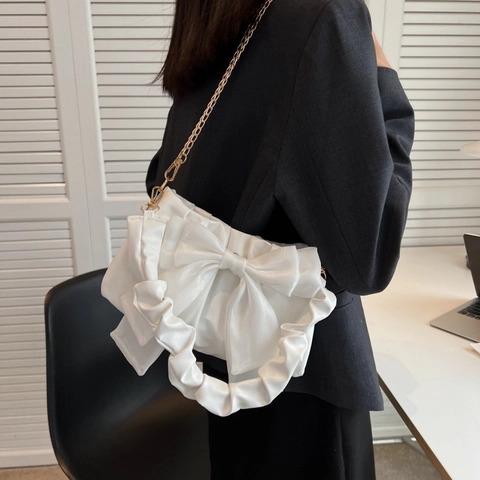 Borsa a Spalla Plissettata Con Fiocco di Moda Per Donna in Pelle PU e Raso Borsa Sottobraccio Elegante Borsa a Mano Con Catena di Metallo