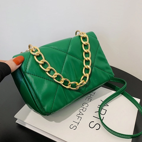 Women Quilted PU Leather Shoulder Bag Chunky Chain Crossbody Handbag Small Square Flap Bag Vintage Solid Color Messenger Bag