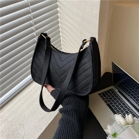 Fashion Women PU Leather Underarm Bag Chevron Quilting Shoulder Bag Crescent Hobo Bag Retro Small Purse For Daily Commute