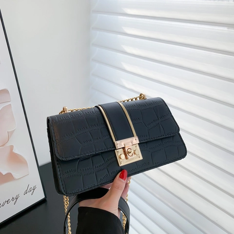 Sac à Bandoulière Sous les Bras en Cuir PU à Motif Crocodile pour Femme Chaîne en Métal Sac Carré Mode Style de Rue