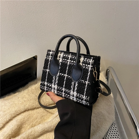 Vintage Plaid Nylon Shoulder Bag For Women Retro Checkered Pattern Top Handle Crossbody Bag Trendy Square Handbag