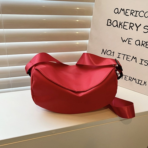 Women Fashion Nylon Half Moon Shoulder Bag Casual Crossbody Tote Bag With Adjustable Strap Lightweight Solid Color Handbag