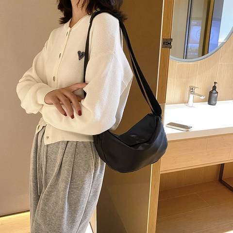 Women Fashion Nylon Half Moon Shoulder Bag Casual Crossbody Tote Bag With Adjustable Strap Lightweight Solid Color Handbag