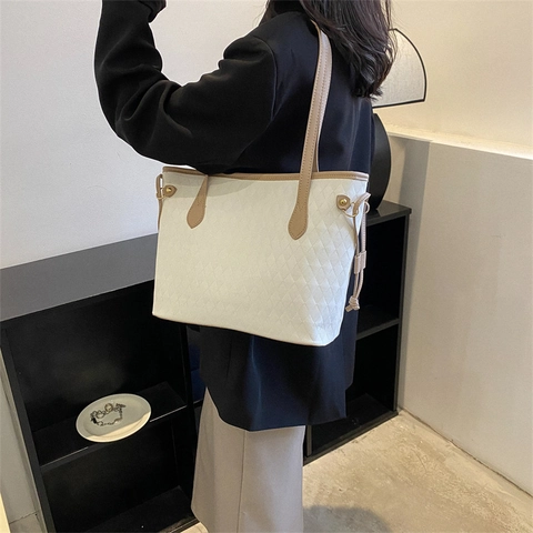 Damen Große Kapazität PU Leder Einkaufstasche Mode Schachbrettmuster Gesteppt Schultertasche Pendeln Handtasche Für Büro Alltag