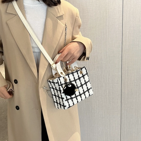 Women's Retro Tweed Checkered Shoulder Bag With Plush Pendant Fashion Nylon Square Handbag Adjustable Strap Crossbody Bag