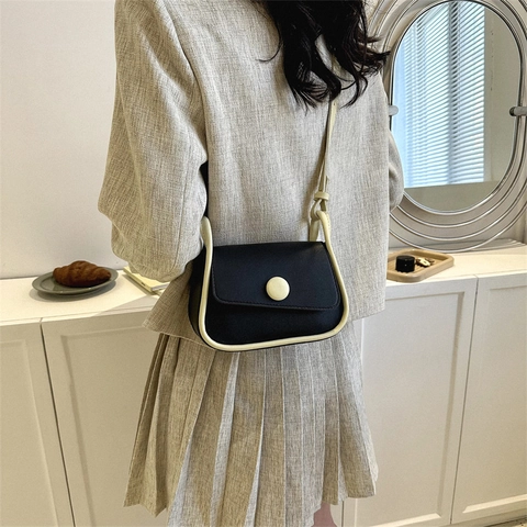 Sac à Épaule à la Mode pour Femmes Bloc de Couleur en Cuir PU Sac à Bandoulière Minimaliste Petit Sac Carré avec Boucle Ronde Quotidien