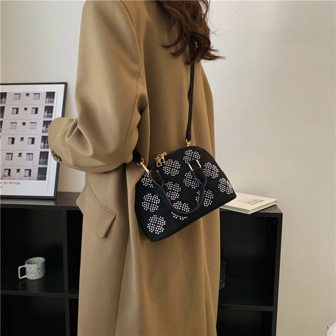 Bolso de Concha de Nylon de Moda para Mujer Textura de Gamuza Falsa Diamante de Imitación Remache Bolso de Hombro Elegante