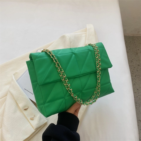 Women Fashion PU Leather Quilted Shoulder Bag Large Capacity Chain Square Tote Bag Chic Crossbody Bag For Daily Carry
